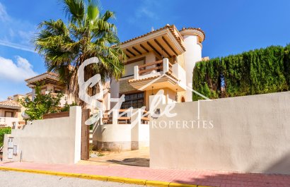 Villa - Reventa - Villamartin, Orihuela Costa - CBB-45032