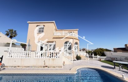 Villa - Reventa - Villamartin, Orihuela Costa - Villamartin