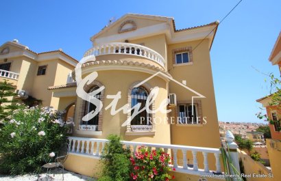 Villa - Reventa - Villamartín - Villamartin
