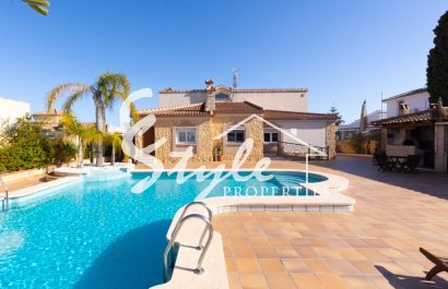 Вилла - Вторичное жилье - Torrevieja - Лос Альтос