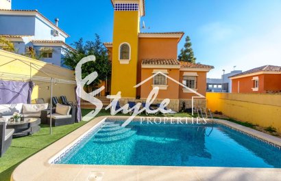 Вилла - Вторичное жилье - Villamartín - 6302