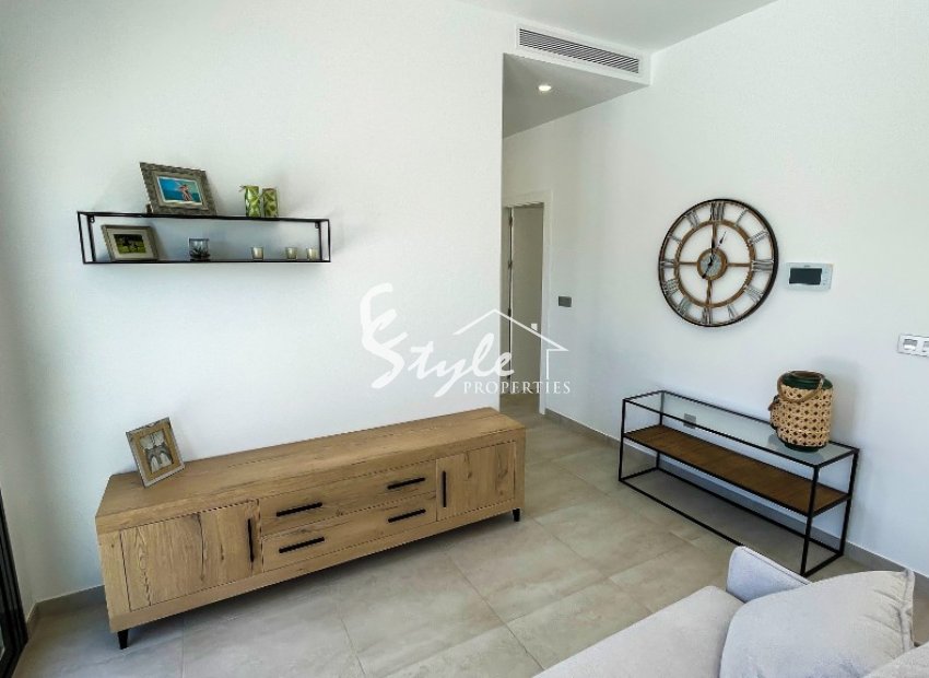 Villas de nueva construcción en Pilar de la Horadada, Pinar de Campoverde, Costa Blanca.España.ON1632