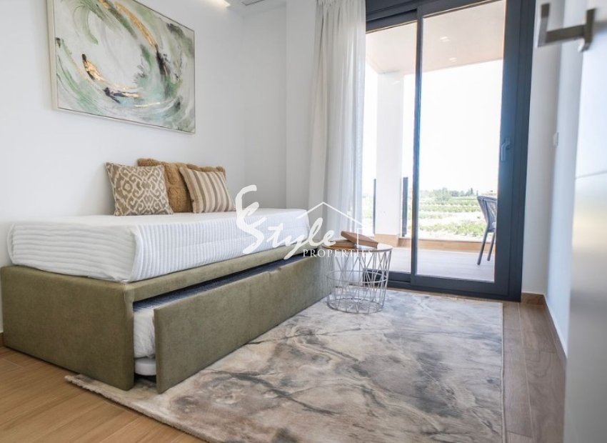 Villas de nueva construcción en venta en La Finca Golf, Costa Blanca, España. ON1887