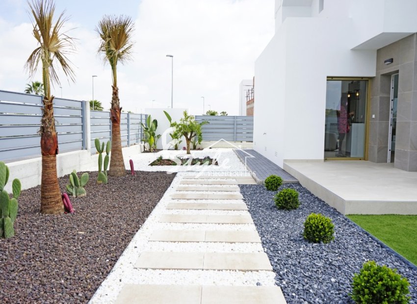 villas independientes en venta en Vista Bella Golf, Vega Baja. ID: ON1367