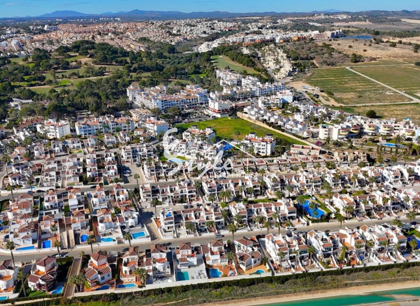 Вторичное жилье - Adosado - Orihuela-Costa - Вилламартин