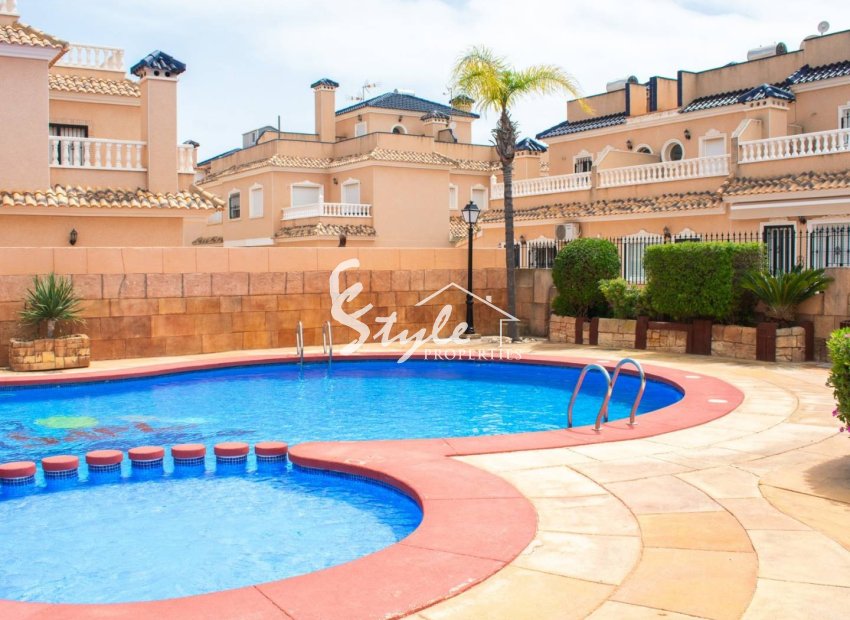 Вторичное жилье - Adosado - Orihuela-Costa - Вилламартин