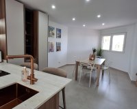 Вторичное жилье - Apartament / Duplex - Torrevieja - Playa Acequion