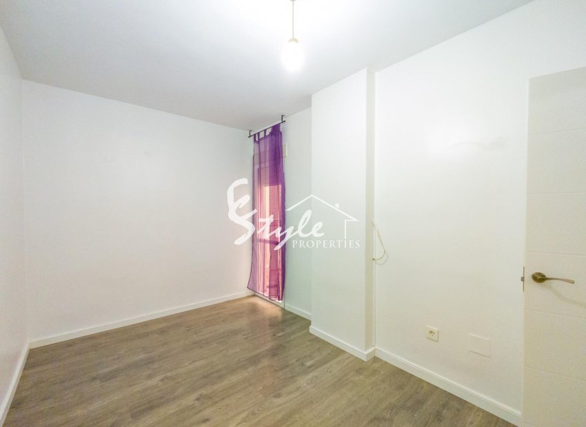 Вторичное жилье - Apartamento - Torrevieja - Estacion de autobuses