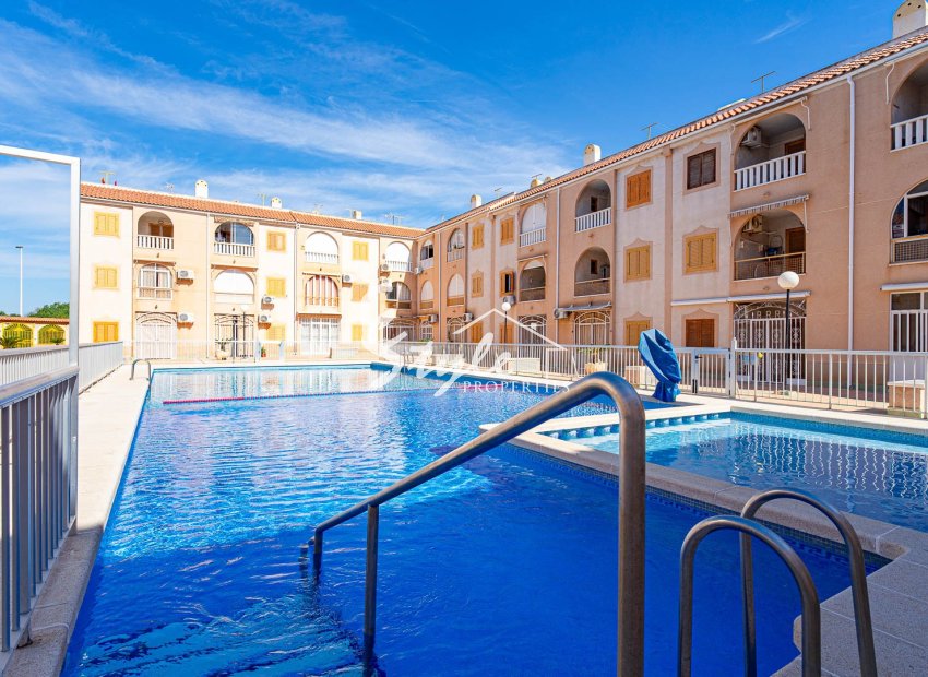 Вторичное жилье - Apartamento - Torrevieja - Торревьеха