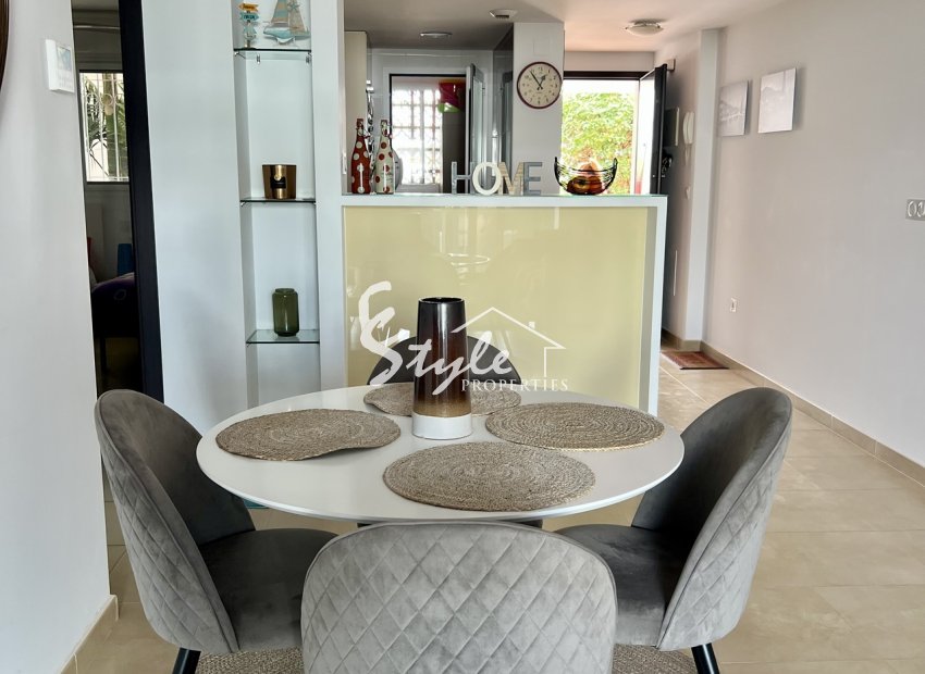 Вторичное жилье - Apartamento - Villamartin, Orihuela Costa - Вилламартин