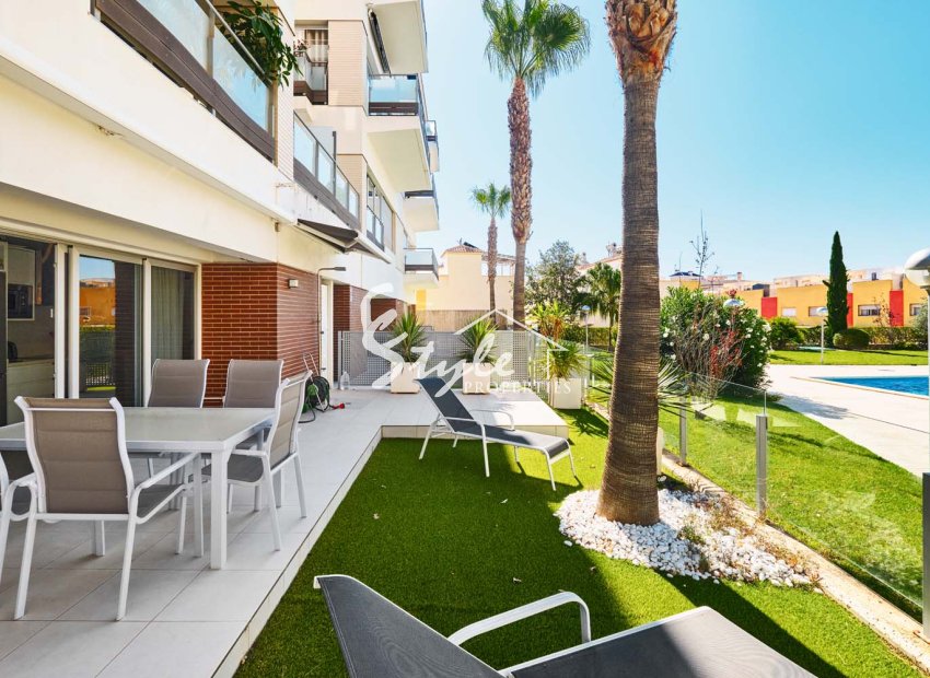 Вторичное жилье - Apartamento - Villamartin, Orihuela Costa - Вилламартин