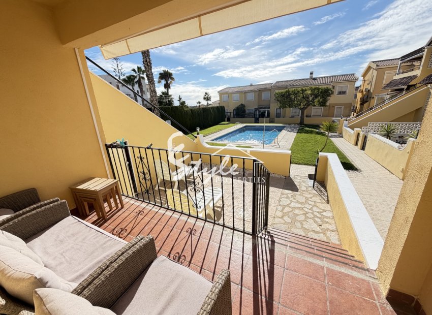 Вторичное жилье - Apartamento - Villamartin, Orihuela Costa - Вилламартин