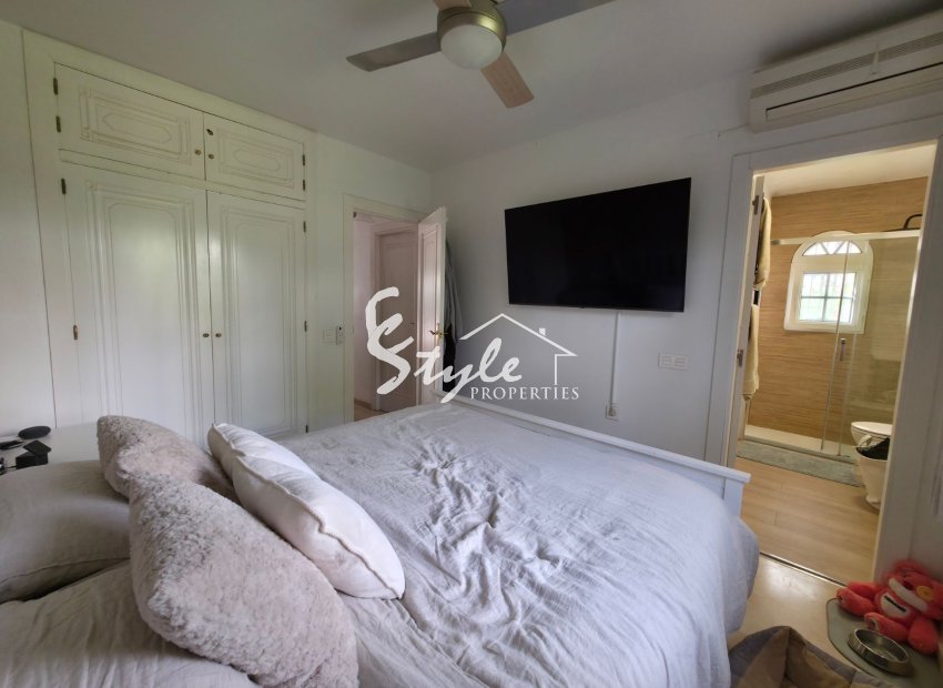 Вторичное жилье - Apartamento - Villamartin, Orihuela Costa - Вилламартин