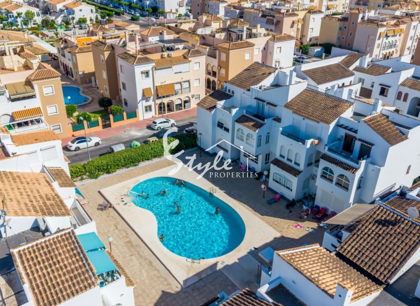 Вторичное жилье - Apartment / Duplex - Torrevieja - Торревьеха