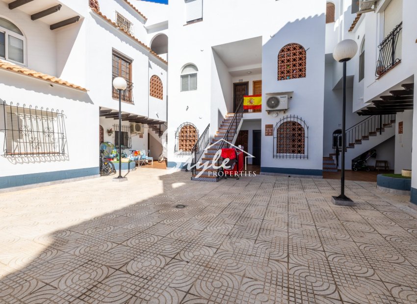 Вторичное жилье - Apartment / Duplex - Torrevieja - Торревьеха