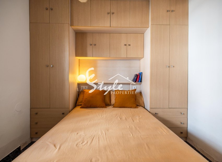 Вторичное жилье - Apartment / Duplex - Torrevieja - Торревьеха