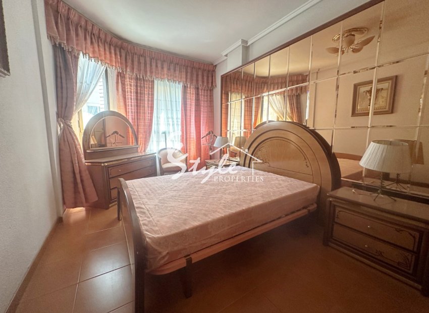 Вторичное жилье - Apartment / Duplex - Torrevieja - Торревьеха