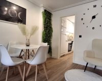 Вторичное жилье - Apartment / Duplex - Torrevieja - Торревьеха