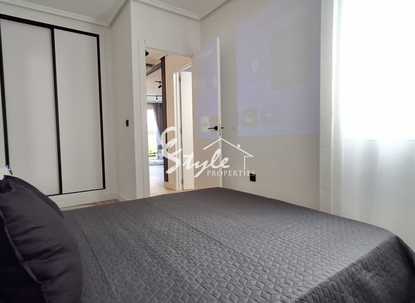 Вторичное жилье - Apartment / Duplex - Torrevieja - Торревьеха