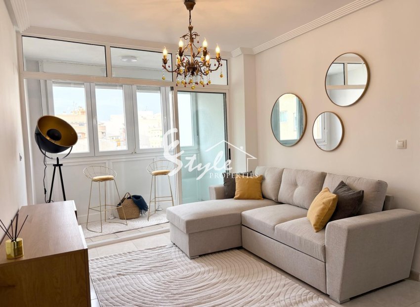 Вторичное жилье - Apartment / Duplex - Torrevieja - Торревьеха