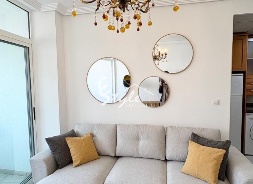 Вторичное жилье - Apartment / Duplex - Torrevieja - Торревьеха