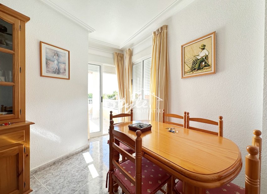 Вторичное жилье - Apartment / Duplex - Torrevieja - Торревьеха