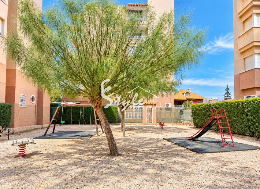 Вторичное жилье - Apartment / Duplex - Torrevieja - Торревьеха