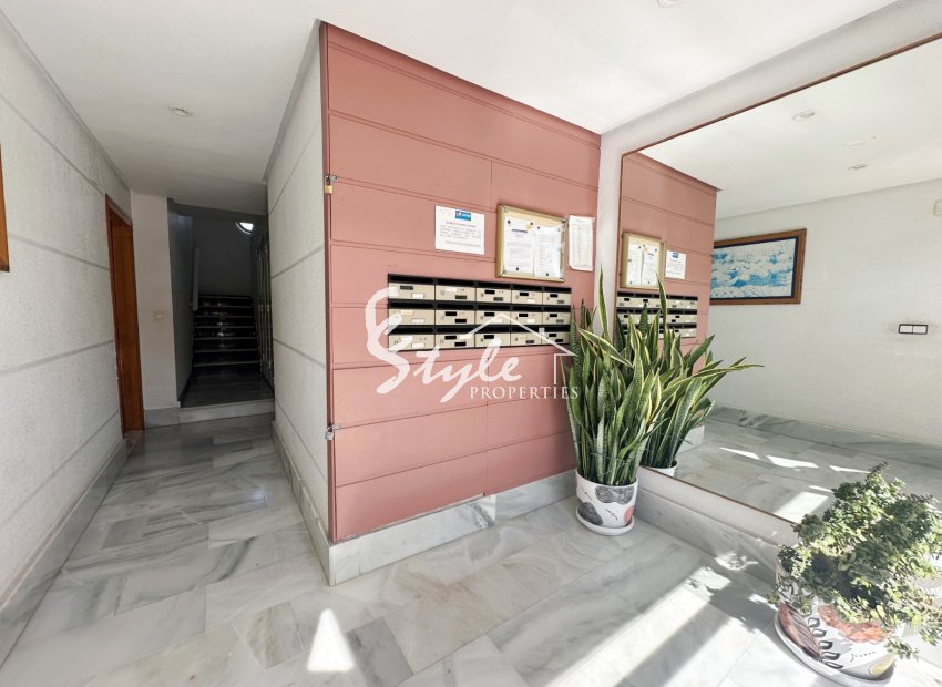 Вторичное жилье - Apartment / Duplex - Torrevieja - Торревьеха