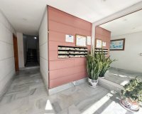 Вторичное жилье - Apartment / Duplex - Torrevieja - Торревьеха