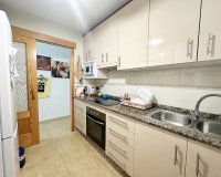 Вторичное жилье - Apartment / Duplex - Torrevieja - Торревьеха