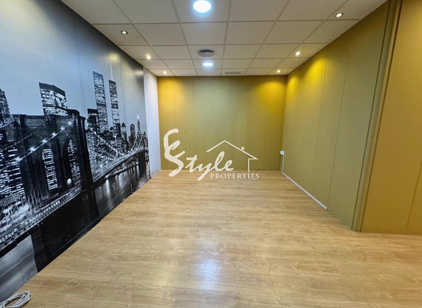 Вторичное жилье - Commercial premises / Commercial unit / Retail space - Гуардамар дель Сегура - Guardamar del Seguras*