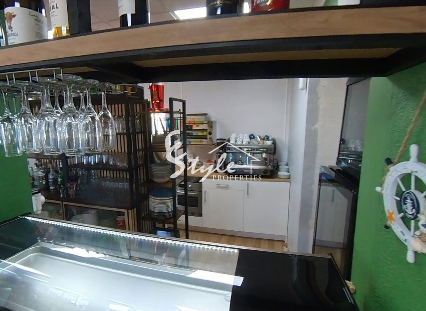 Вторичное жилье - Commercial - Torrevieja - Puerto