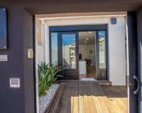 Вторичное жилье - Commercial - Torrevieja - Торревьеха