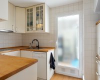 Вторичное жилье - Commercial - Torrevieja - Торревьеха