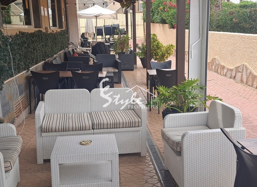 Вторичное жилье - Commercial - Villamartín - Orihuela Costa