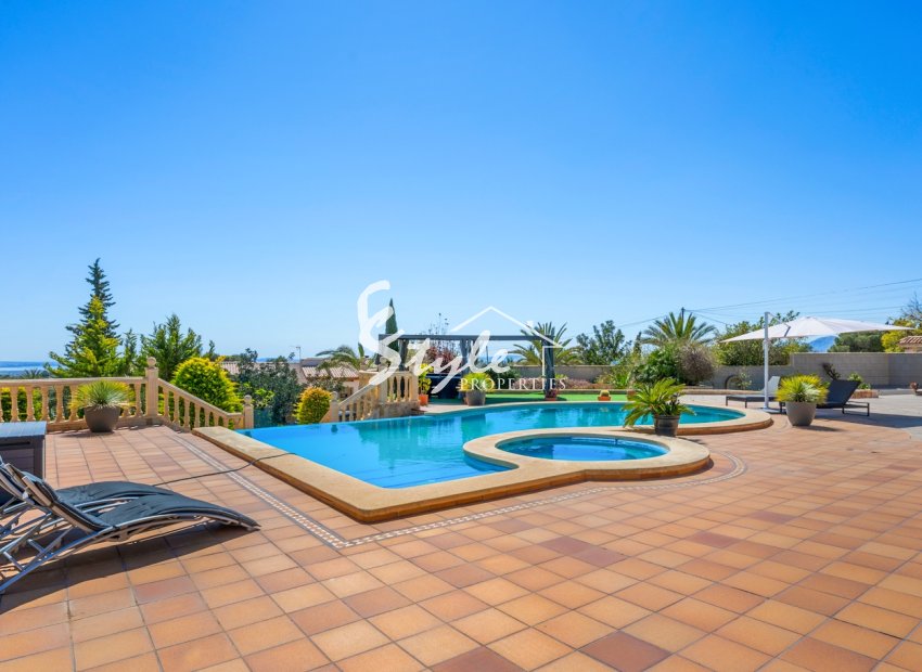 Вторичное жилье - Finca Country Property - Crevillente
