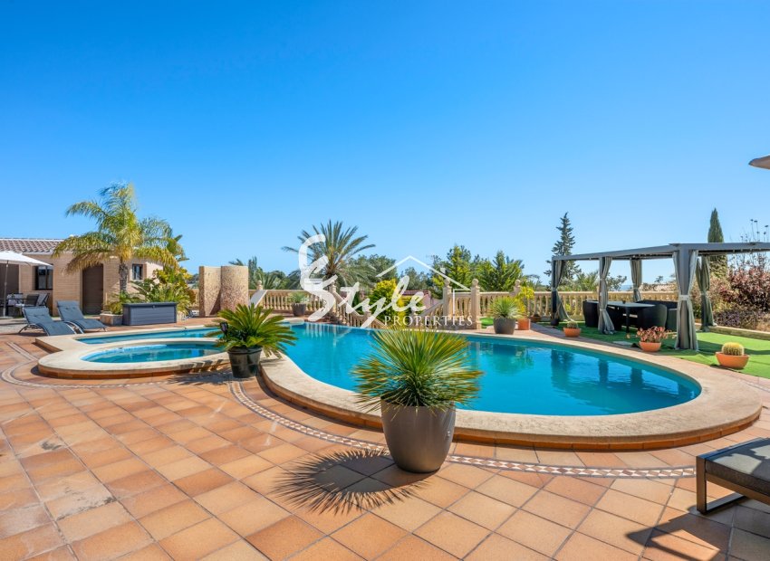Вторичное жилье - Finca Country Property - Crevillente