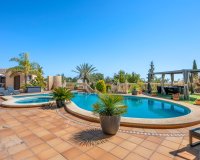 Вторичное жилье - Finca Country Property - Crevillente