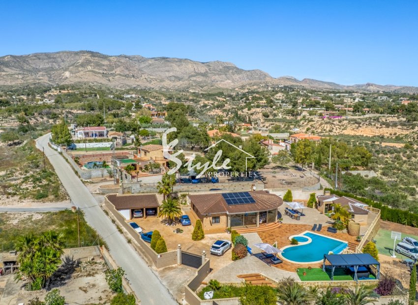 Вторичное жилье - Finca Country Property - Crevillente