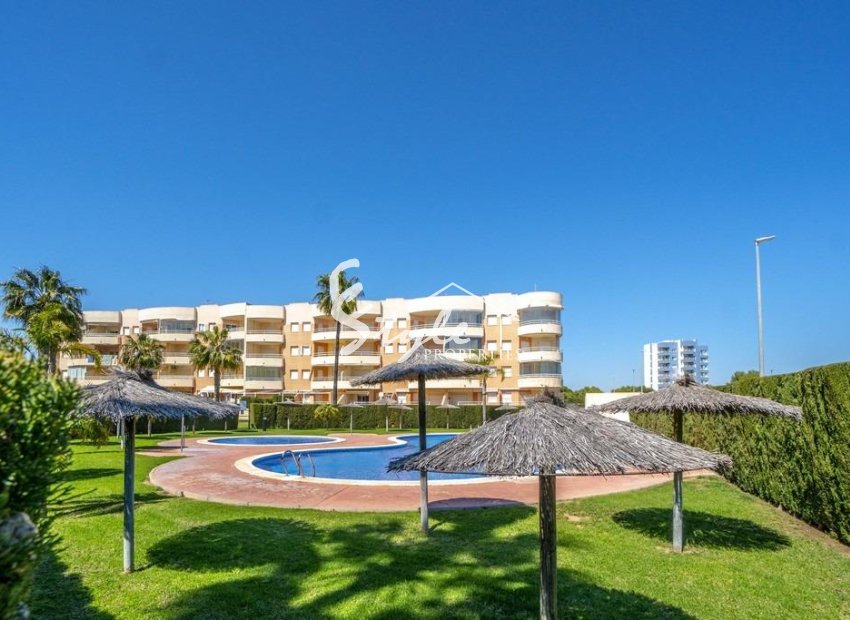 Вторичное жилье - Квартира - Dahesa de Campoamor - Кампоамор