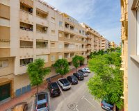 Вторичное жилье - Квартира - Torrevieja - Playa del Acequión