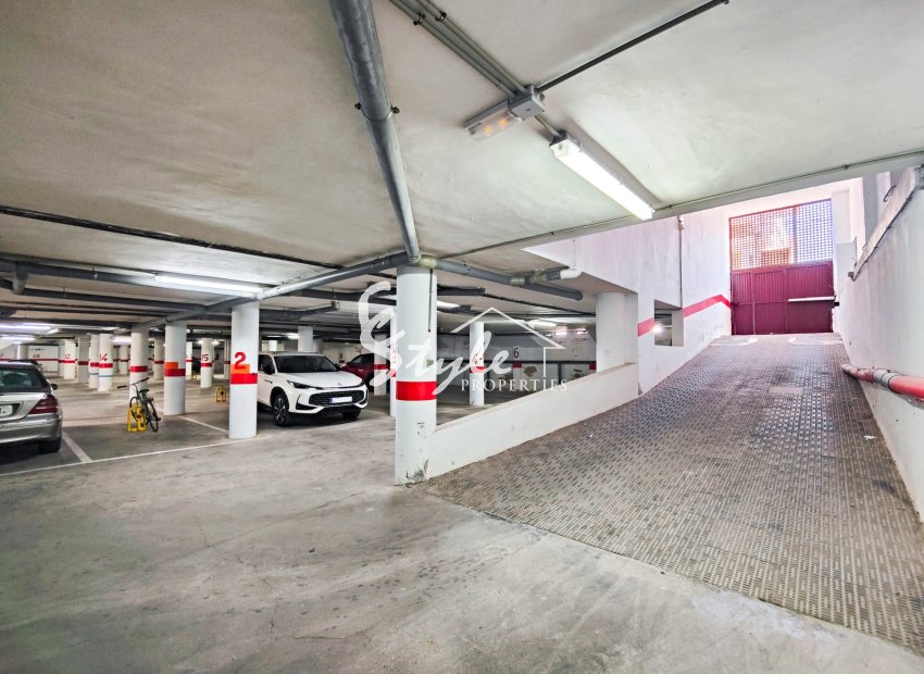Вторичное жилье - Parking - Torrevieja - Торревьеха