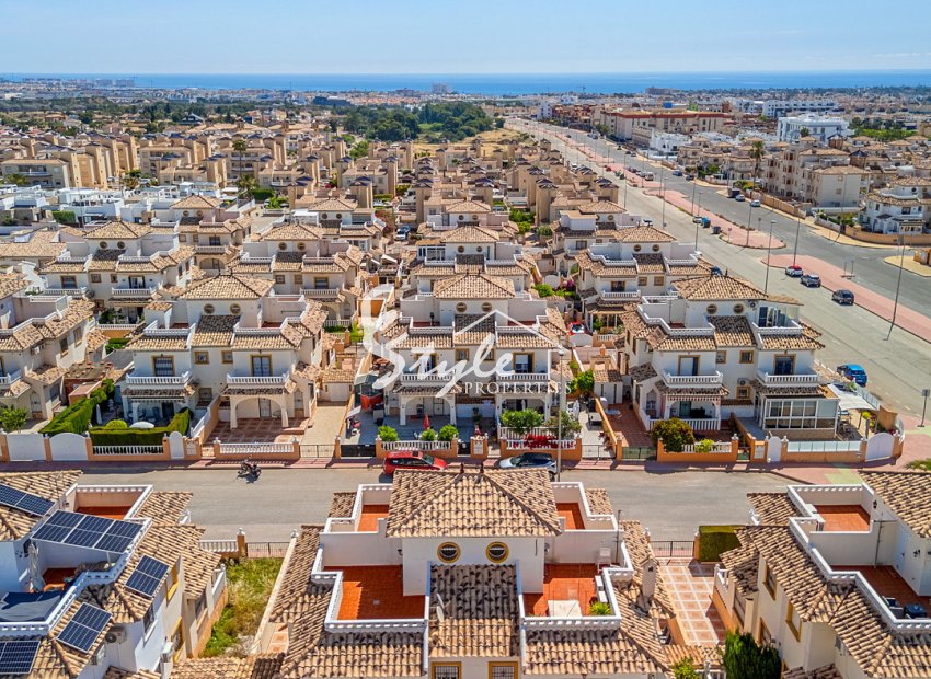 Вторичное жилье - Quad - Lomas de Cabo Roig - Ломас де Кабо Роиг
