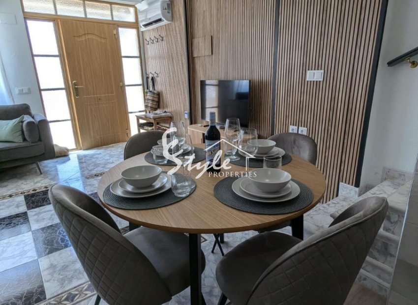 Вторичное жилье - Semi-Detached Villa - Лос Альтос - Los Altos