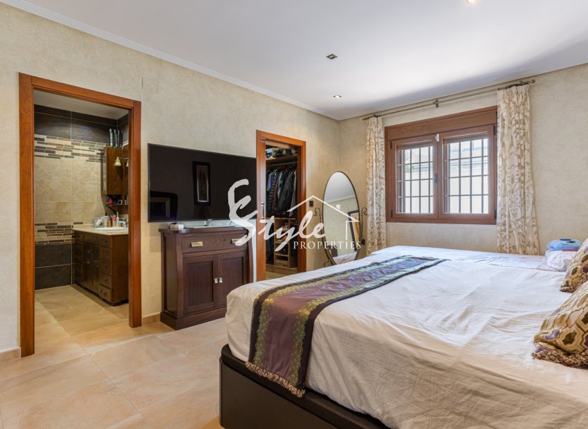 Вторичное жилье - Semi - Detached Villa - LOS MONTESINOS - La Herada