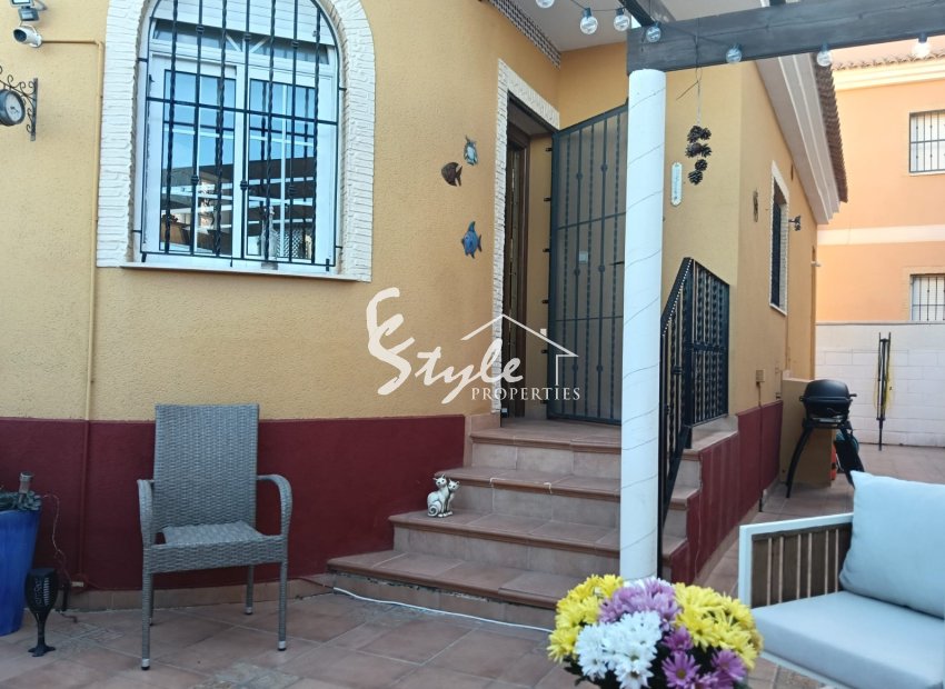 Вторичное жилье - Semi - Detached Villa - Лос Монтесинос - La Herada