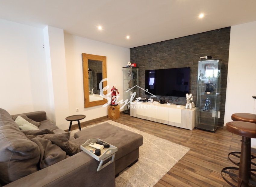 Вторичное жилье - Semi-Detached Villa - Torrevieja - Торревьеха