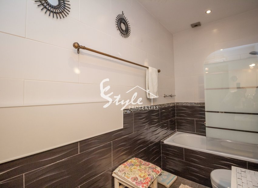 Вторичное жилье - Semi - Detached Villa - Villamartin, Orihuela Costa - Fortuna