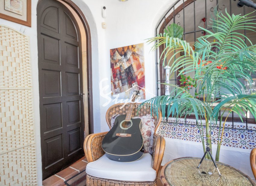 Вторичное жилье - Semi - Detached Villa - Villamartin, Orihuela Costa - Fortuna