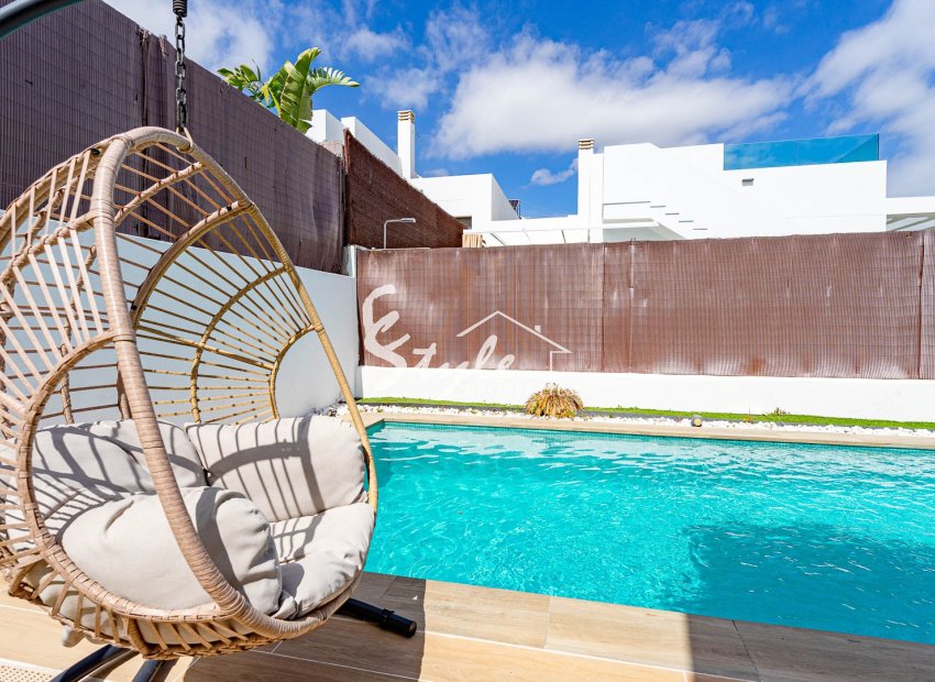 Вторичное жилье - Semi-Detached Villa - Vistabella Golf